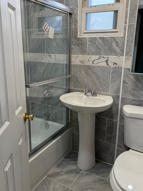 Building Photo - 620 Somerset St