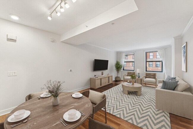 Building Photo - 616 E St NW