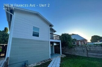 Building Photo - 205 W Frances Ave