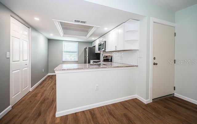 Foto del edificio - 416 Meadow Ln