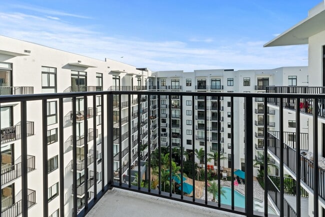 Building Photo - Leksa at Cityplace