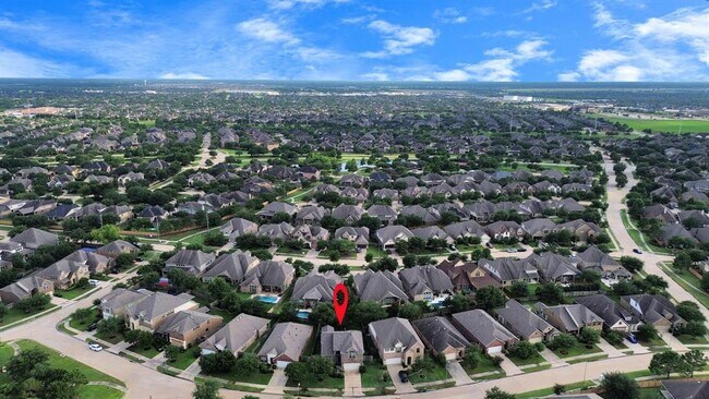 Building Photo - 28523 Pleasant Forest Dr