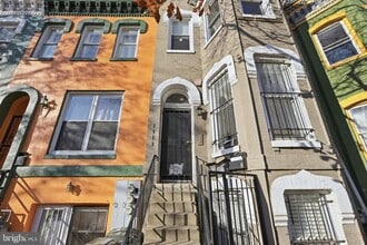 Building Photo - 1912 9th St NW