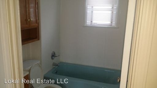 Building Photo - 4110 Archwood Ave