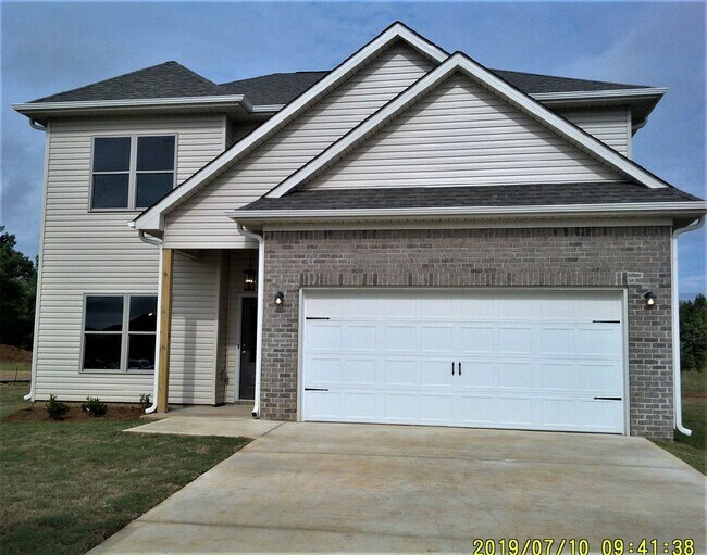Foto del edificio - Home for Rent in Meridianville, AL! DEPOSI...