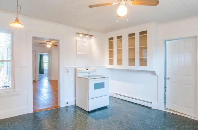 Space for a butchers block for extra counter space - 156 Cumberland Ave