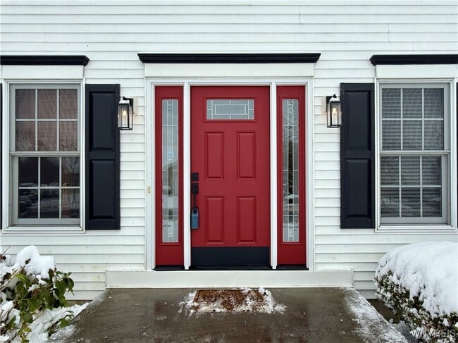 Foto del edificio - 175 Crown Royal Dr