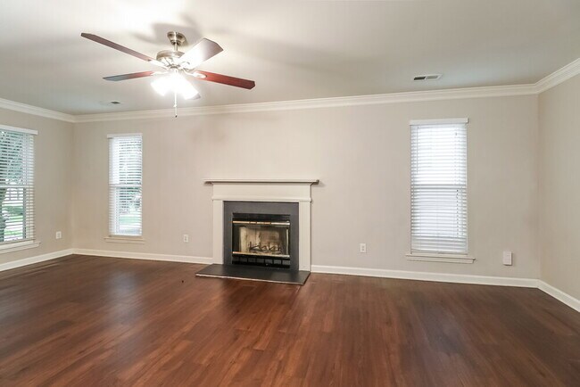 Building Photo - 4036 Mozart Ct
