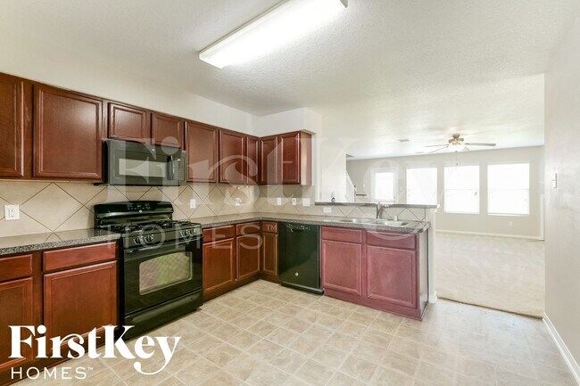 Foto del edificio - 9909 Hyacinth Way