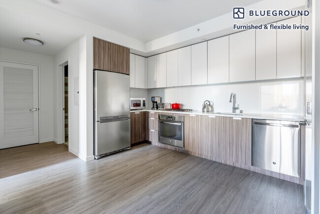 Foto del edificio - 8 10th St