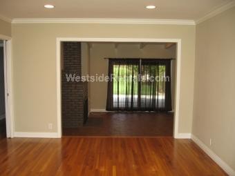 Foto del edificio - 14353 Runnymede St