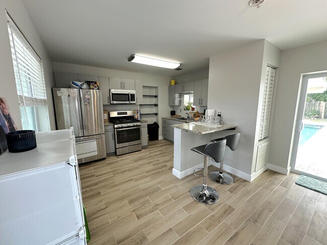 Foto del edificio - 7780 NW 40th St