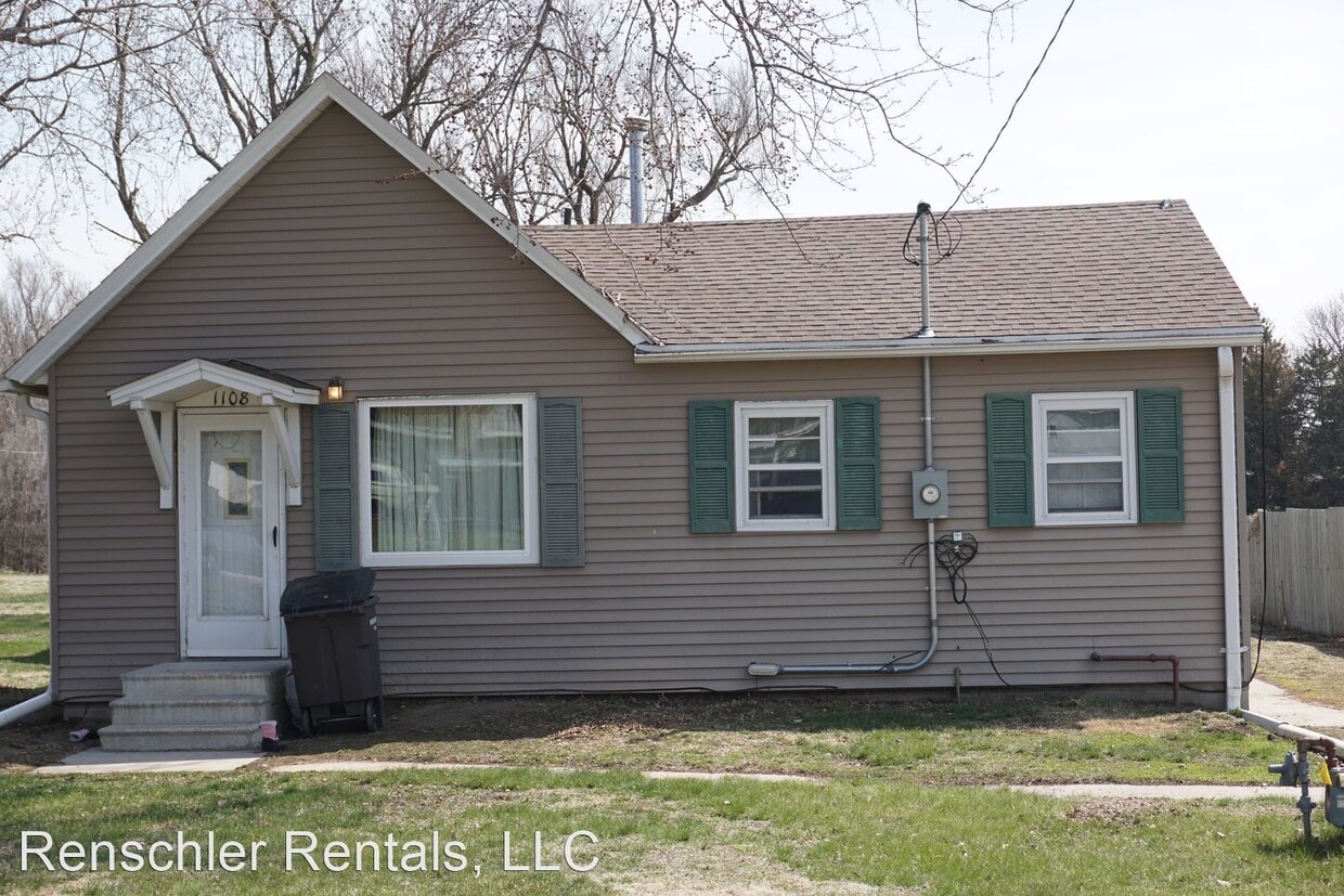 Primary Photo - 3 br, 2 bath House - 1108 Adams