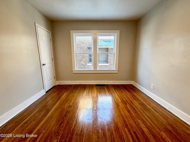 Foto del edificio - 729 S 39th St