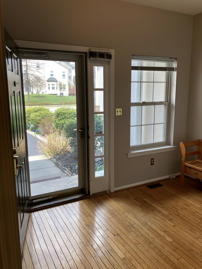 305 Donna Dr, Plymouth Meeting, PA 19462 Townhome Rentals in Plymouth