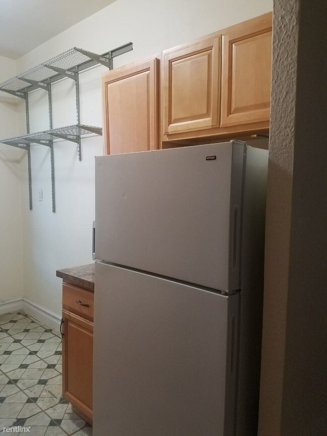 Foto del edificio - 1746 E 13th St