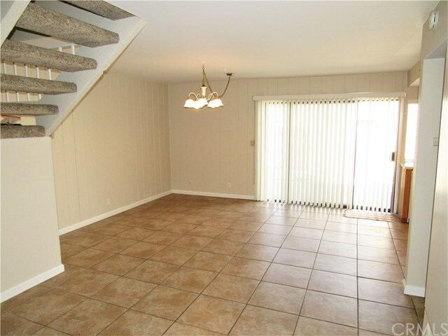 Building Photo - 3000 N Woods St