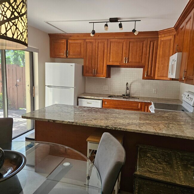 Foto del edificio - 2952 SW 22nd Cir