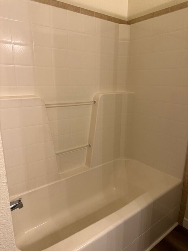 Foto del edificio - Updated 3 Bedroom 2 Bath Home In Lebanon