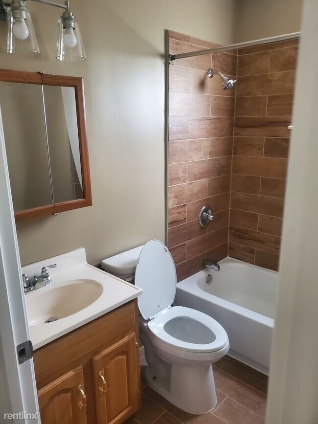 Building Photo - 2 br, 2 bath House - 26043 Dartmouth St