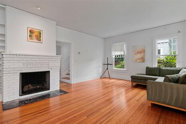 Foto del edificio - 126 8th Ave NE