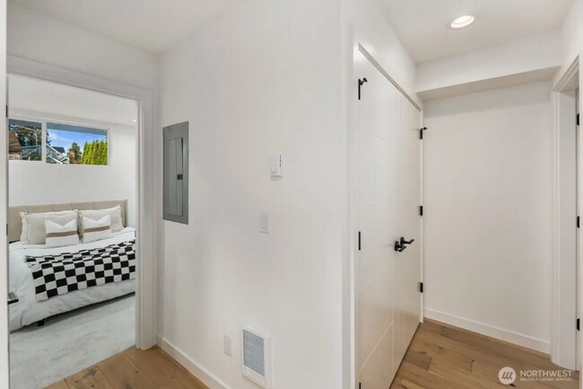 Foto del edificio - 528 N 72nd St