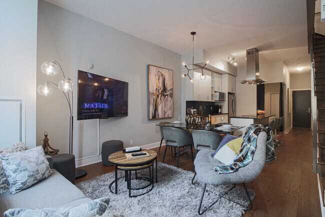 Building Photo - 333 Adelaide Street East-SI ID1034613P