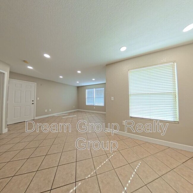 Foto del edificio - 8101 W Flamingo Rd