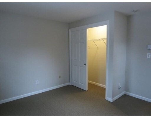 Foto del edificio - 866 Haverhill St