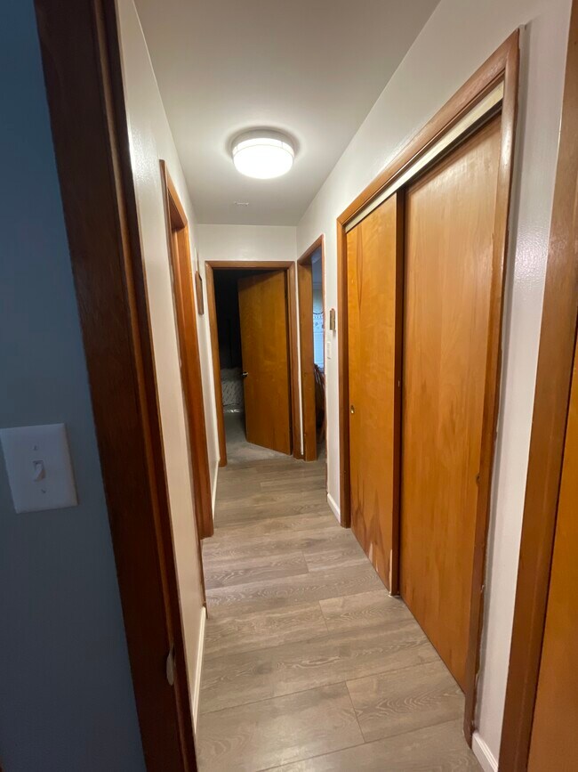 Foto del edificio - 5841 W 25th St