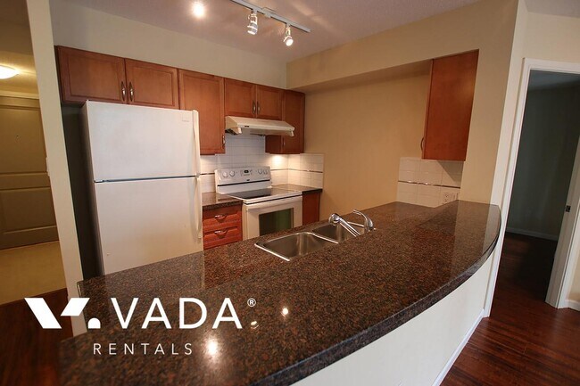 Photo du bâtiment - Buchanan East 1 BR APT Rental 306-4398 Buchanan St Burnaby: VADA