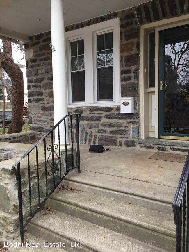 Building Photo - 4 br, 2 bath House - 136 Upland Terrace