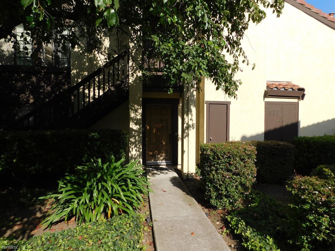 Primary Photo - 2 br, 2 bath Condo - 14650 Outrigger Dr