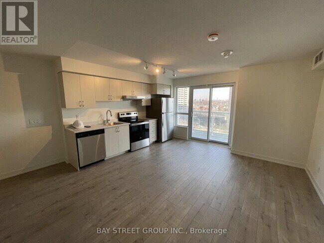 Building Photo - 10 Wilby Crescent