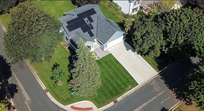 Foto del edificio - 973 Wildflower Ct