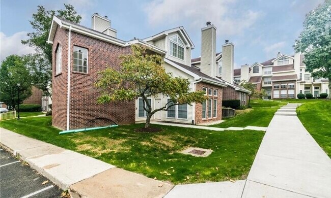 Foto del edificio - 131 Carriage Crossing Ln