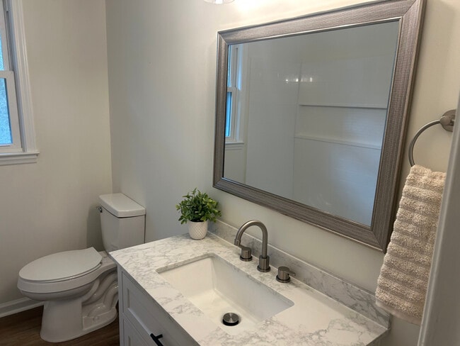 Foto del edificio - 1508 Parks Village Rd