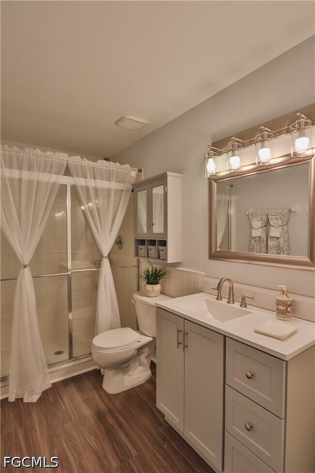 Foto del edificio - 3630 Pine Oak Cir