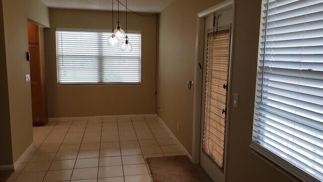 Building Photo - 312 Brighton H