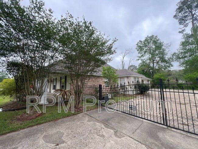 Photo - 7850 Greenwell St House