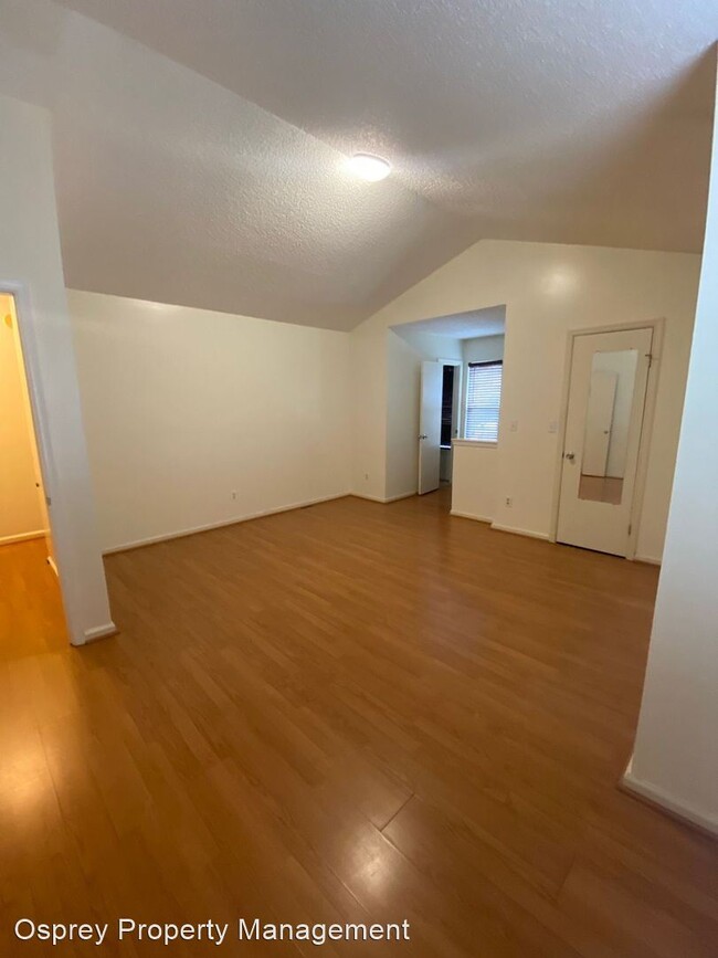Building Photo - 2 br, 2.5 bath House - 103 Seaside Lane- S...