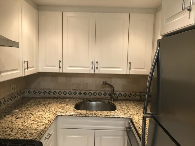 Foto del edificio - 205 E 16th St