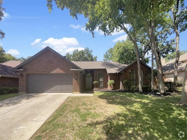 Building Photo - 615 Sweet Gum Dr