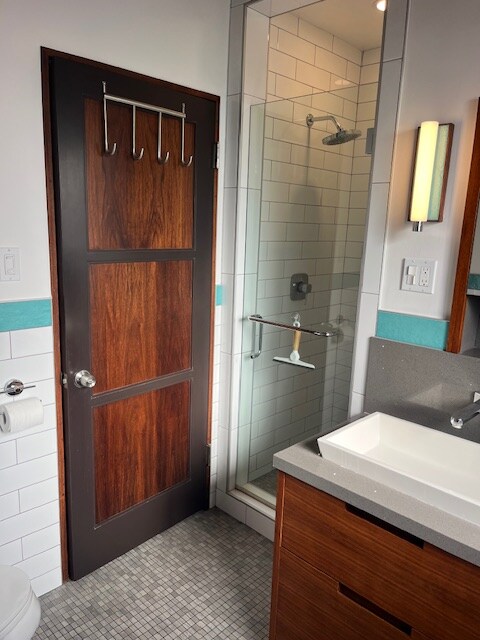 Foto del edificio - 947 E 68th St