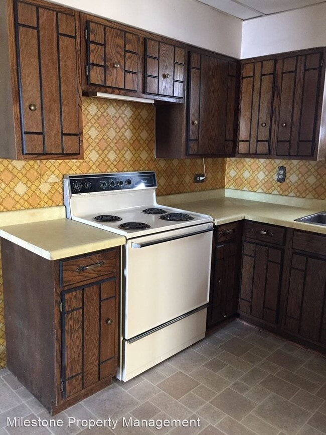 Building Photo - 2 br, 1 bath House - 1415 Fort