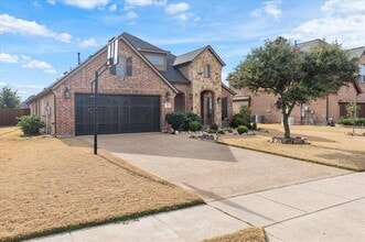 Building Photo - 721 Berkshire Dr