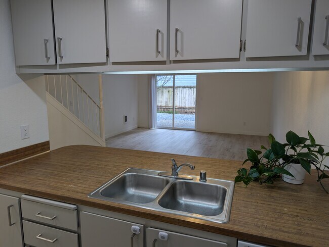 Foto del edificio - 4617 80th St NE