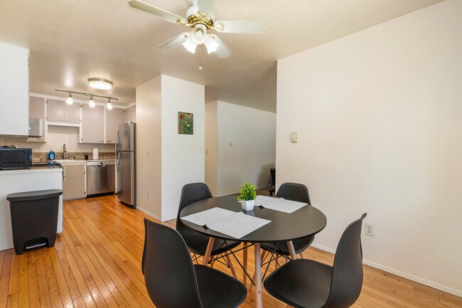 Foto del edificio - 15706 Ash Way