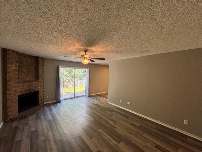 Photo - 1374 N Chickadee Ave Apartment