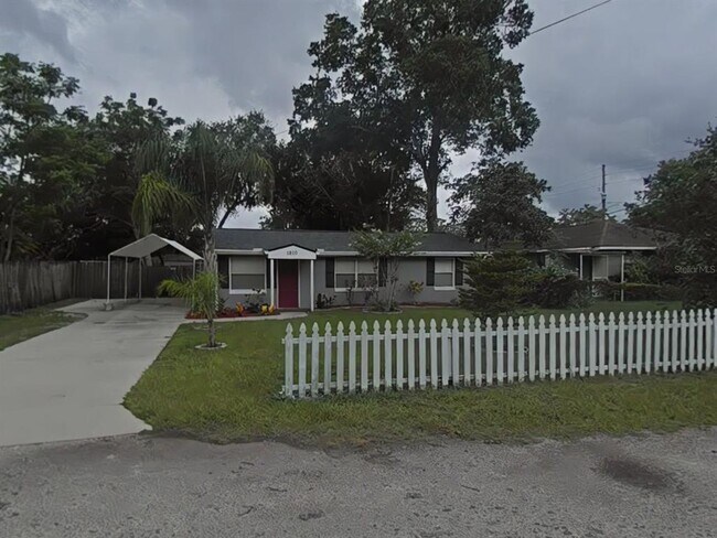 Foto del edificio - 1610 Williams Ave